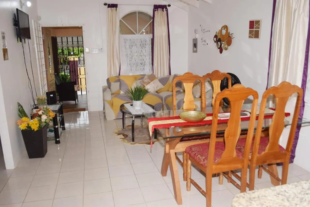Prázdninový dům Rhyne Park Inn Montego Bay